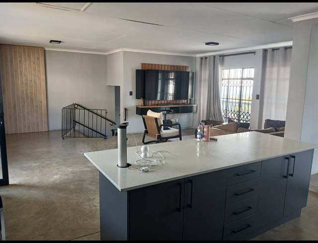 3 BEDROOM HOUSE FOR SALE IN CASHAN